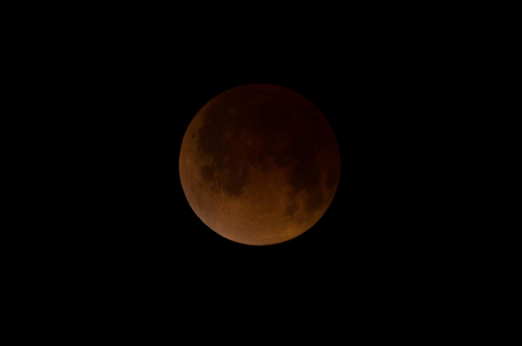 Eclipse total de Luna visto desde Santo Domingo