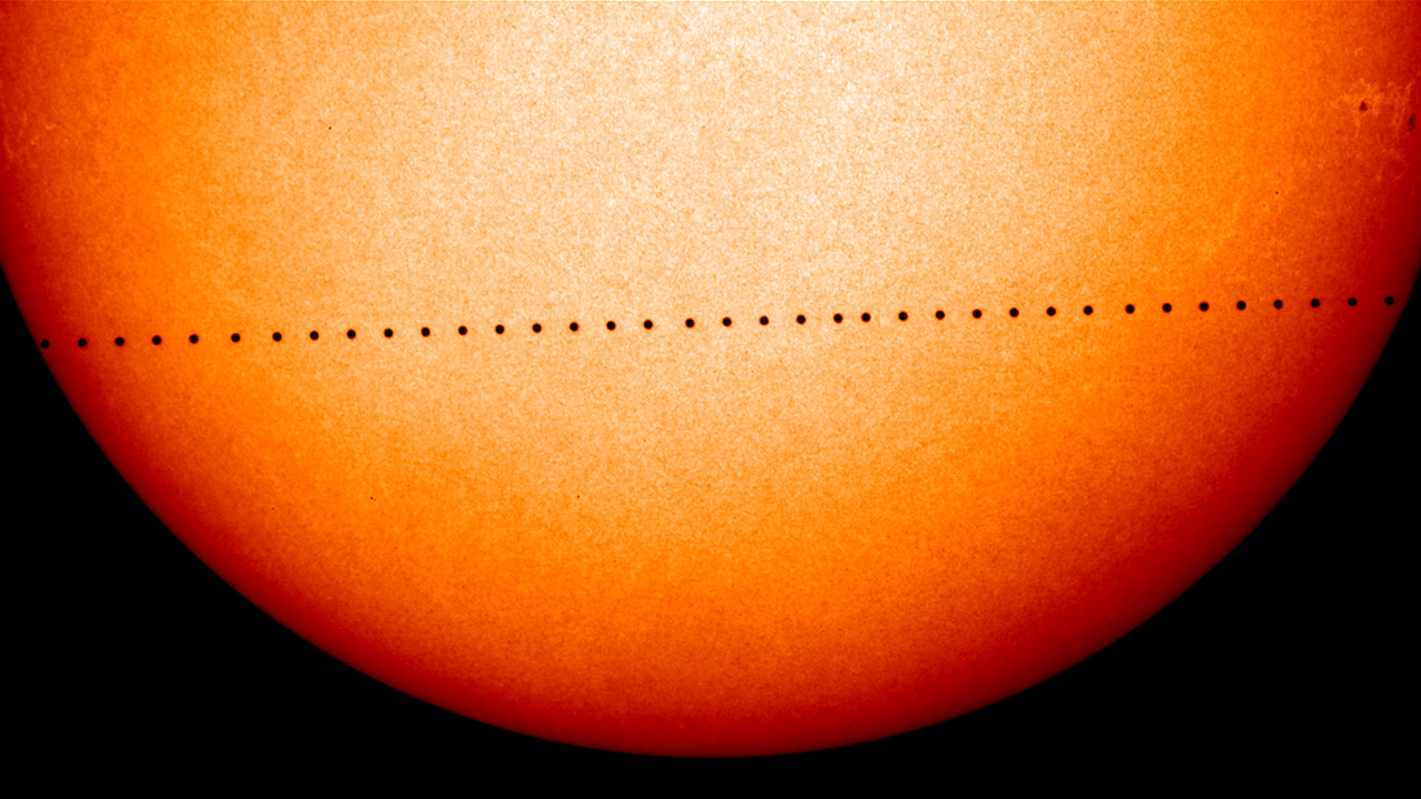 Mercurio como punto oscuro sobre el disco solar